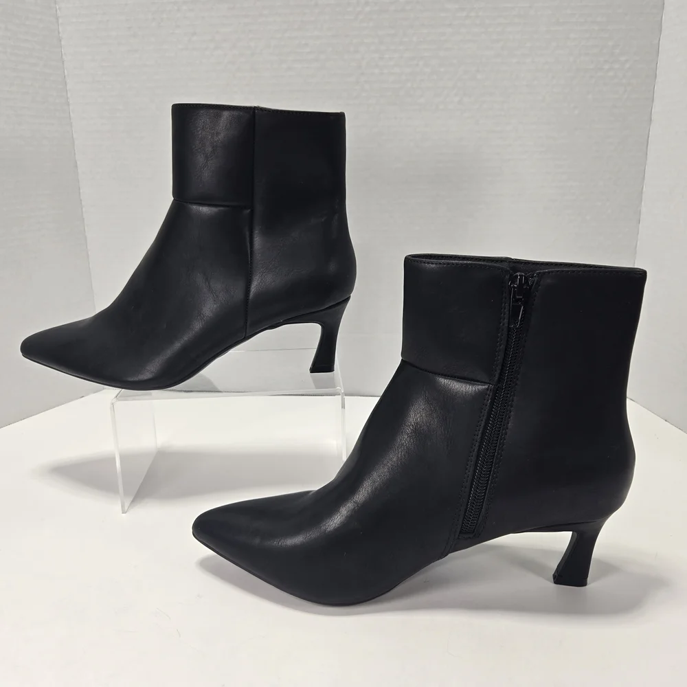 *NEW* Madden Girl Stormy Black Zippered Kitten Heel Ankle Booties Size 6.5 6 1/2